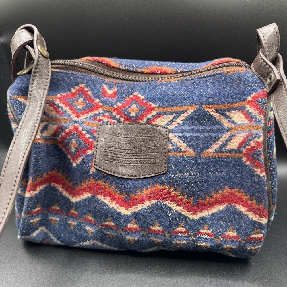 Pendleton Vintage Blue And Red Wool Patterned Wom… - image 1